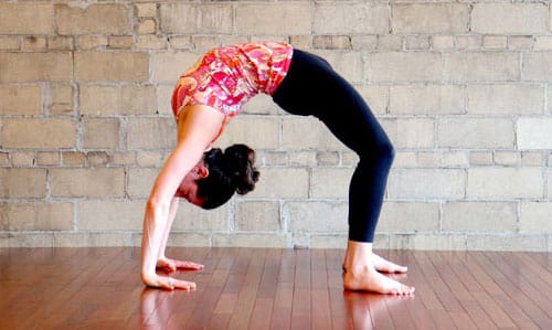 Yogautmaning för två - stärkande av kroppen och relationer