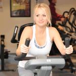 In the gym: circuit training to burn fat for girls
